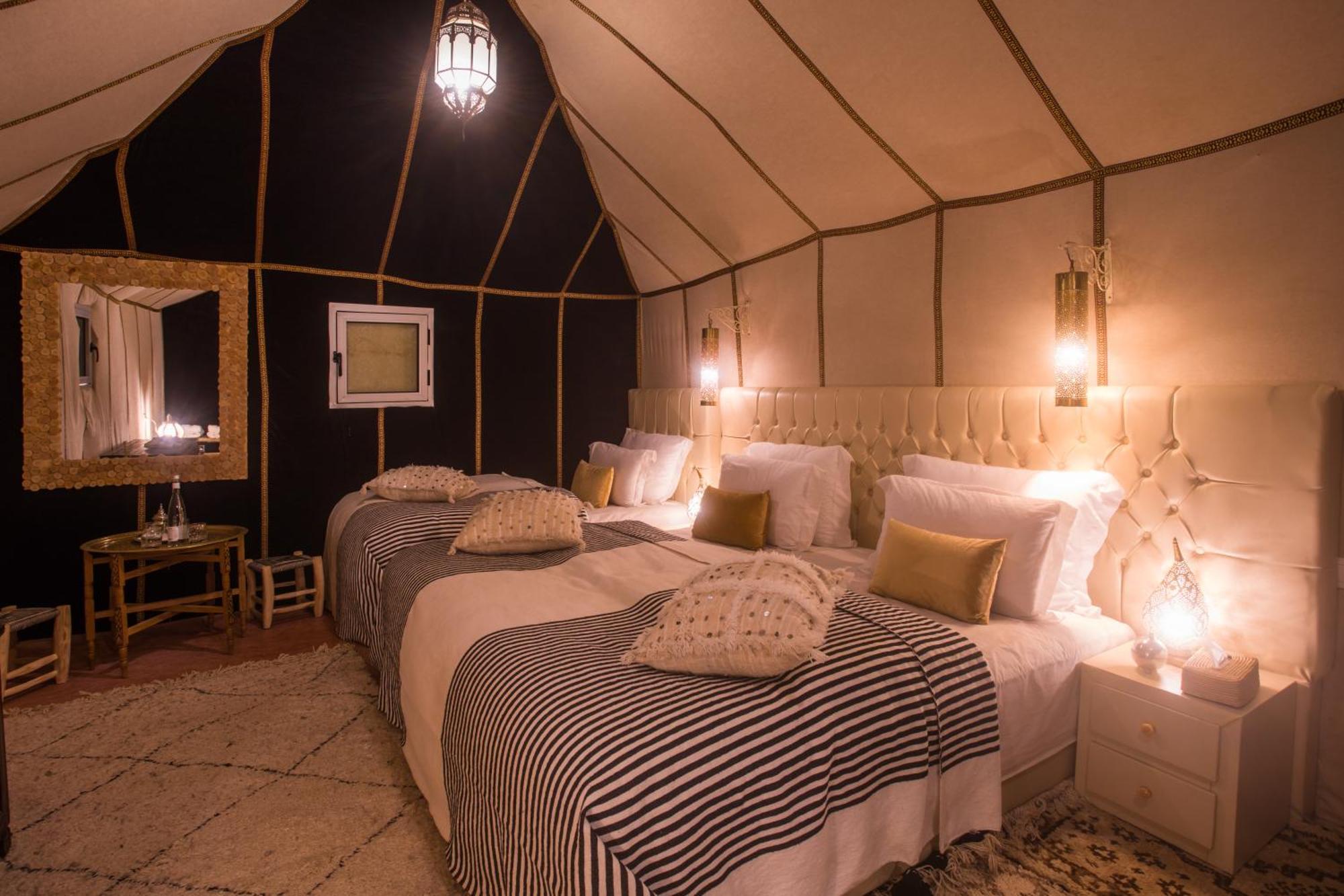 Orient Desert Camp Tente de luxe Merzouga